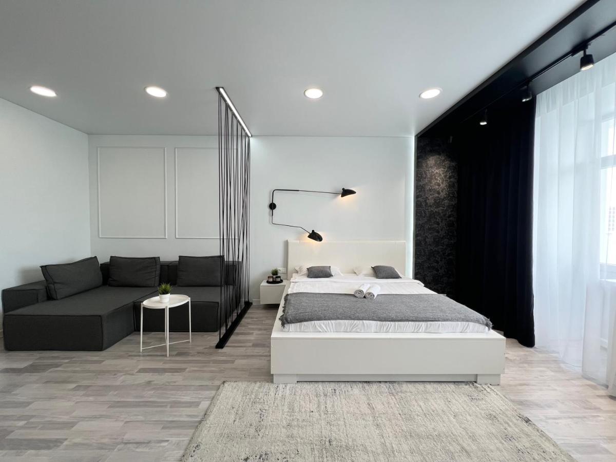 Апартаменты Lux พาฟโลดาร์ ภายนอก รูปภาพ